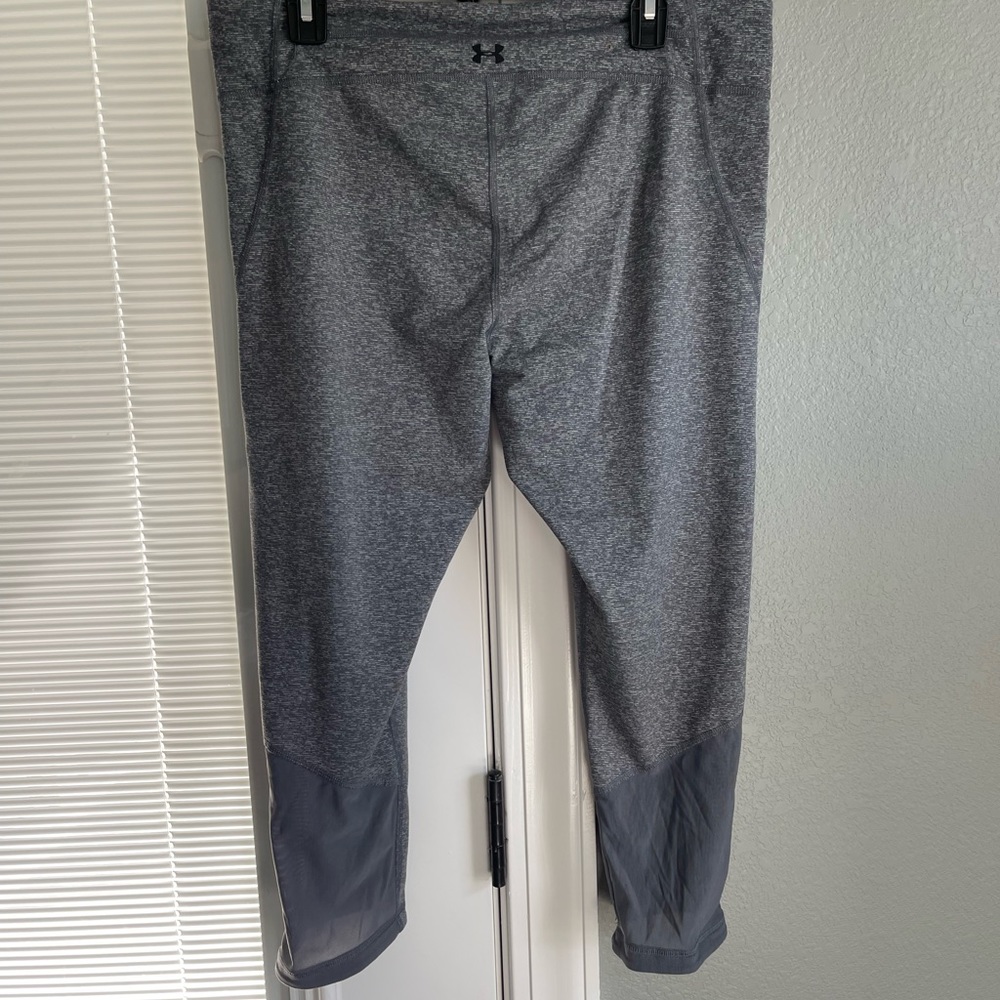 Under Armor leggings